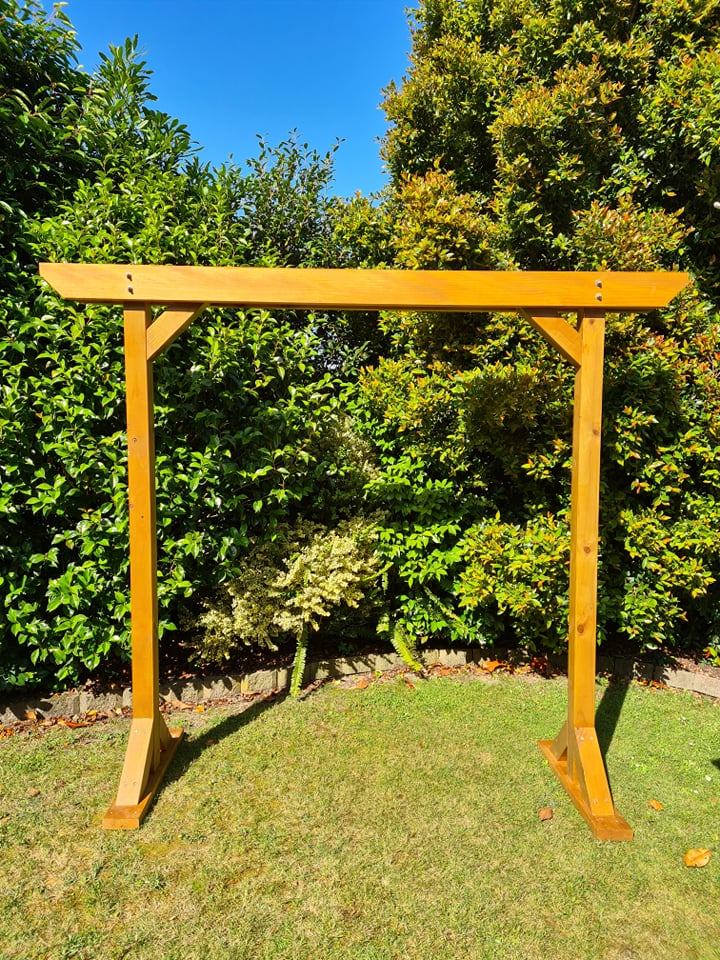 Ceremony Arch - Deluxe Rectangle